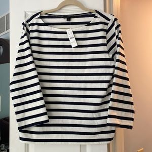Women’s J. Crew Navy and Ivory Classic Striped Top, Medium size